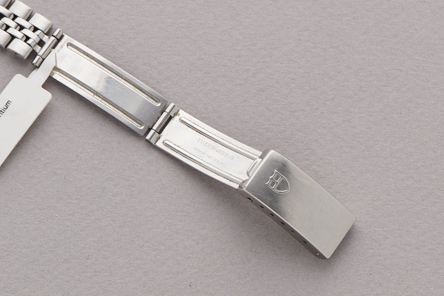 Lady-Sub Tritium