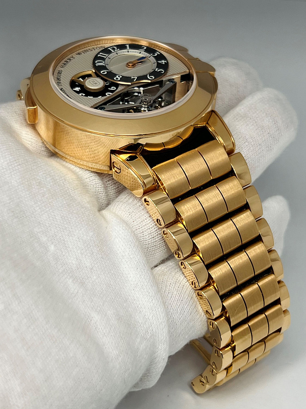 Ocean Tourbillon Big Date Rose Gold Limited Edition 25