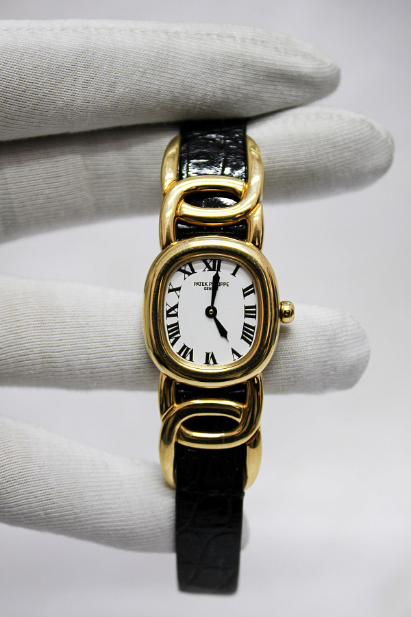 Golden Ellipse Lady 4830 in Yellow Gold