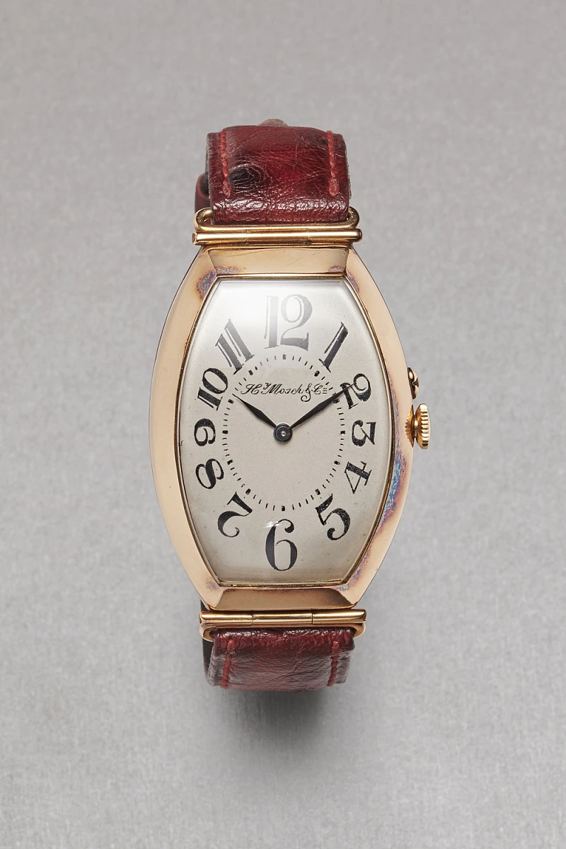 H. Moser & Cie Tonneau