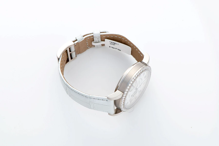 1815 Chronograph Ref. 823.029 with Mother of Pearl Dial in 18k White Gold