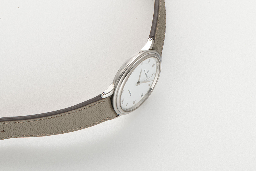 Villeret in Stainless Steel