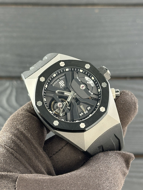 Royal Oak Concept GMT Tourbillon