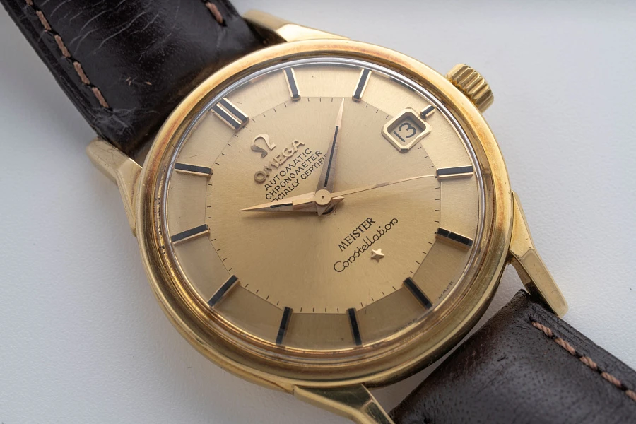 Constellation Ref. 168005-6 in 18k Yellow Gold