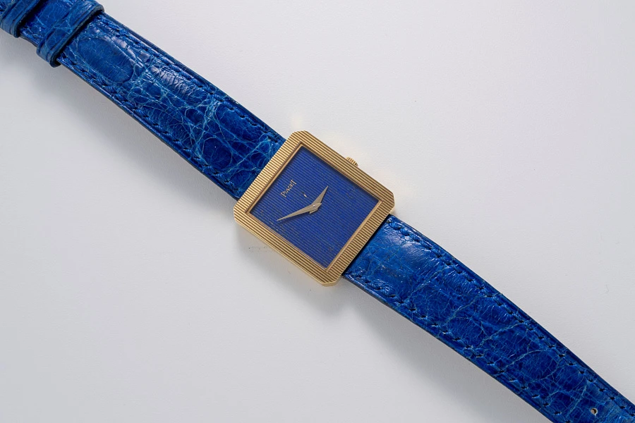 Protocole Ref. 8154 in 18k Yellow Gold with Lapis Lazuli Dial