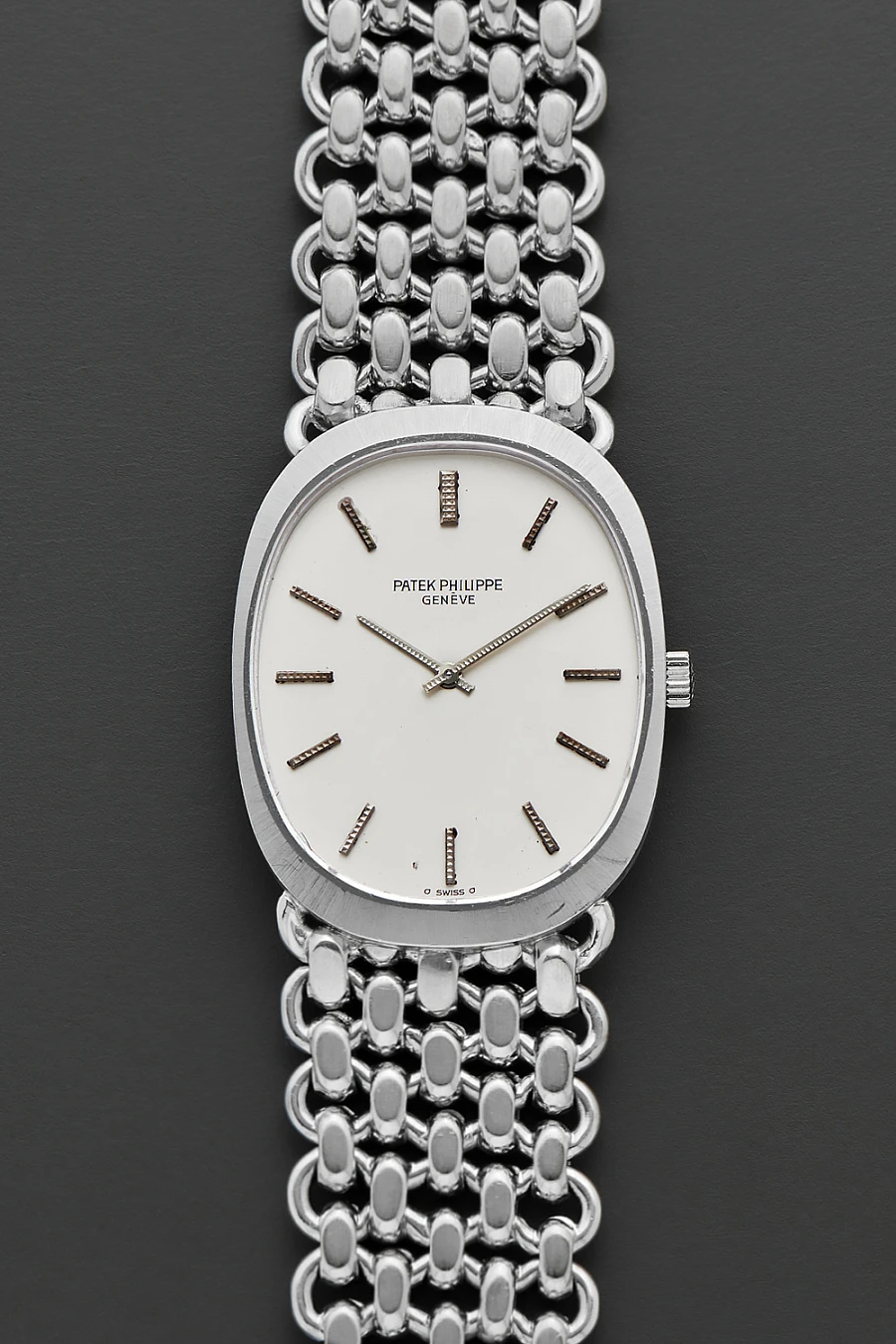 Ellipse in 18k White Gold