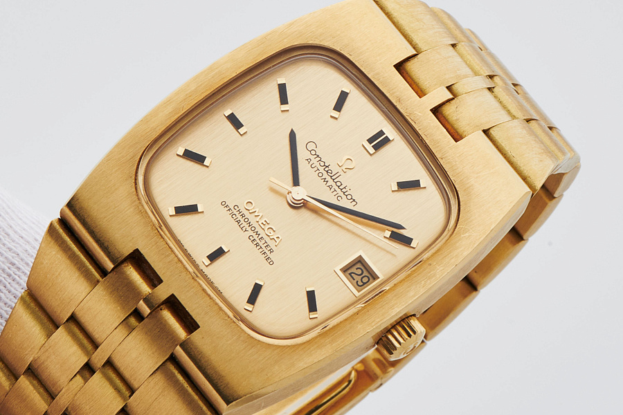 Constellation Automatic in 18k Yellow Gold