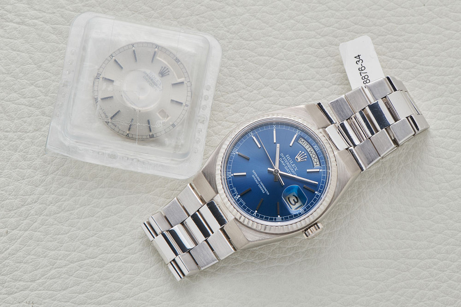 Oysterquartz Day-Date 18k White Gold