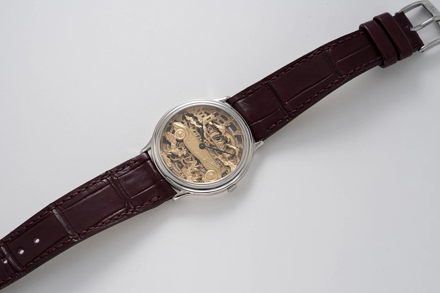 Mercedes Benz 500K Roadster in Platinum