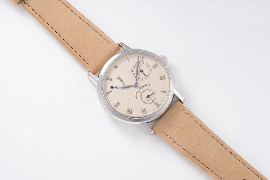 Patrimony Date Ref. 47200/1 in 18k White Gold