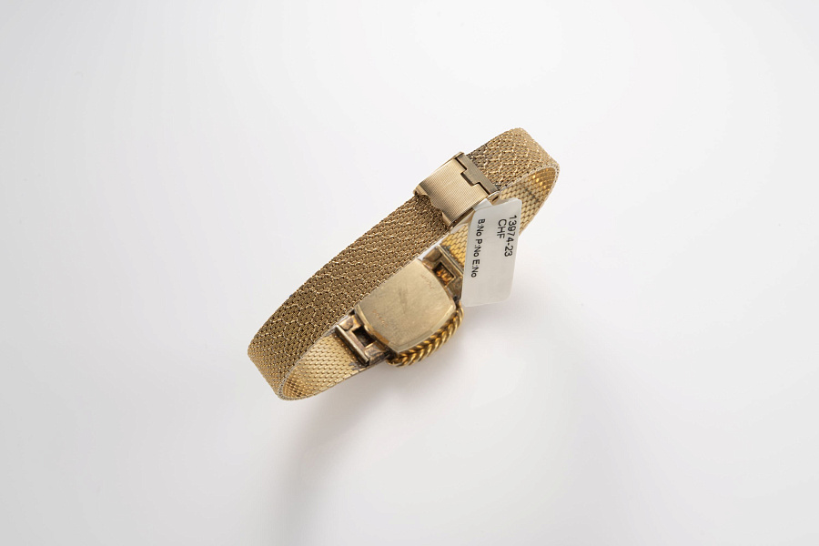 Rope Bezel Ladies Watch in 14k Yellow Gold
