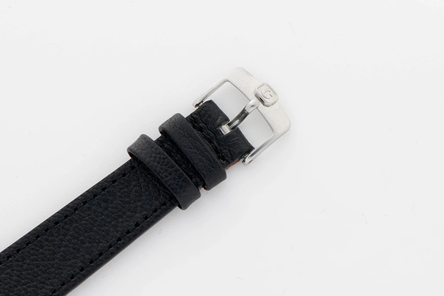 Tank Ref. 2057 in 18k White Gold