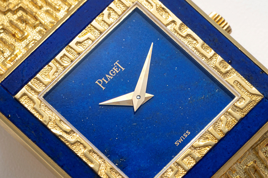 Square Watch Ref. 9200B25 With Lapis Lazuli Dial and Bezel