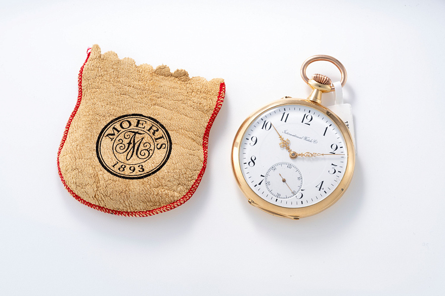 Pocket Watch in 18k Yellow Gold