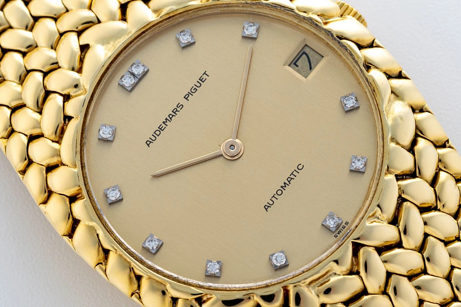 Cobra Ref. 5403 in 18k Yellow Gold