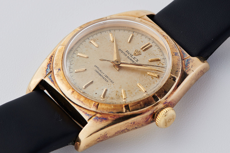 Bubbleback Ref. 5011 in 18k Yellow-Gold
