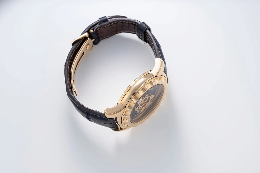 Freak Ref. 016-88 in 18k Rose Gold