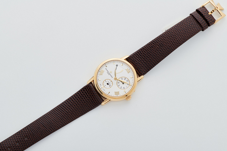 Patrimony Power Reserve in 18k Yellow Gold