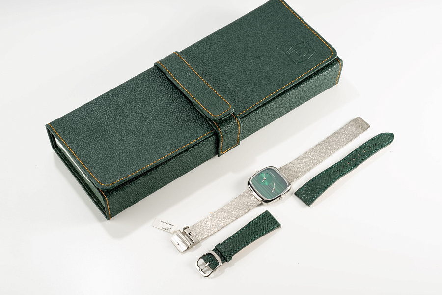 Dual Time Malachite in Stainless Steel