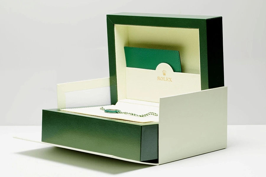 Day-Date Ref. 118235 in 18k Rose Gold