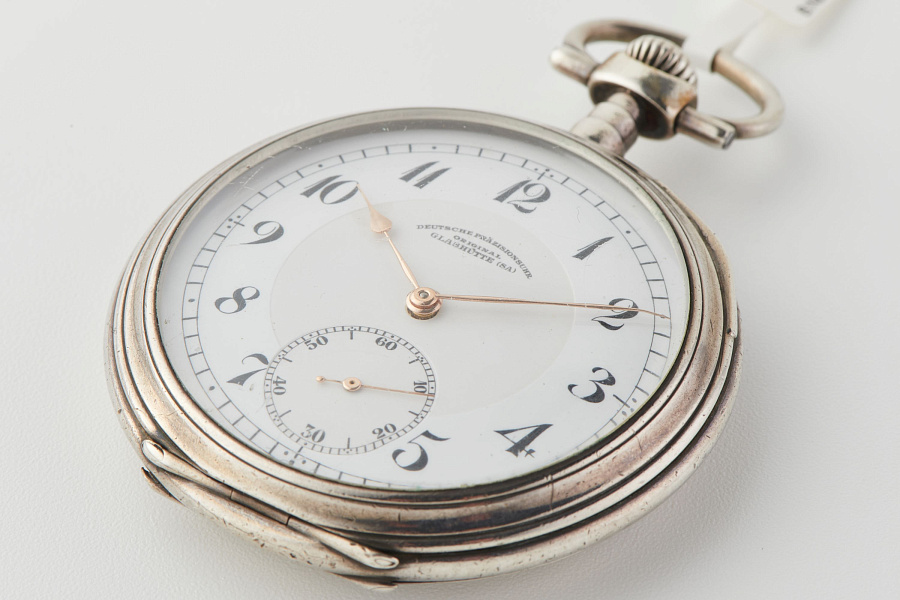 Tascheunuhr Silber