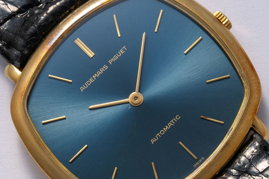 Blue Dial Automatic Dress Watch in 18k Yellow Gold