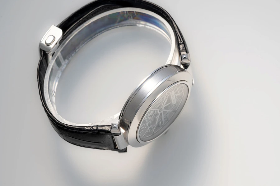 Limited Edition Pasha Skeleton Emerald Ref. WHPA0013 in 18k White Gold