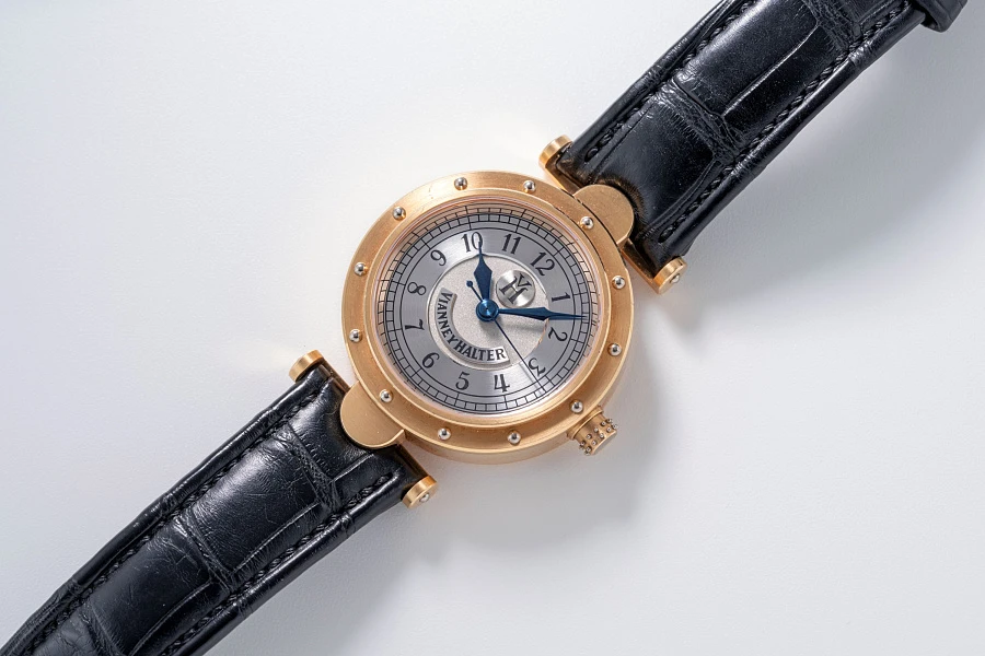 Classic in 18k Rose Gold