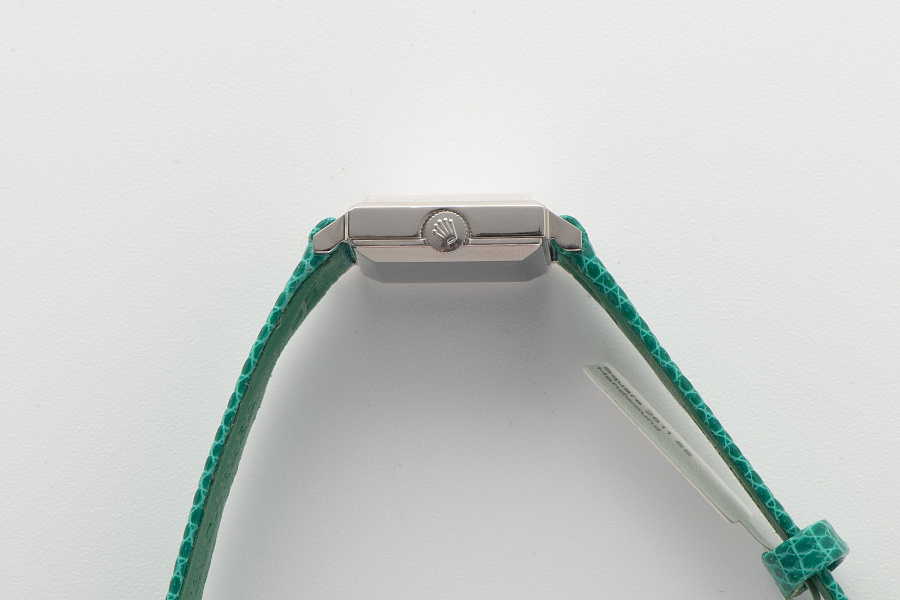 Square Ref. 2611 in Stainless Steel