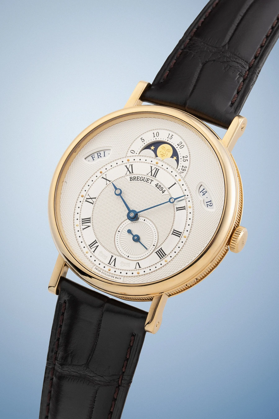 Classique Ref. 7337 in 18k Yellow Gold