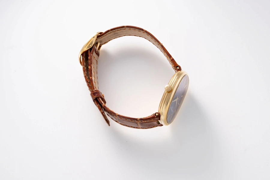 Ellipse Ref. 4226 in 18k Yellow Gold