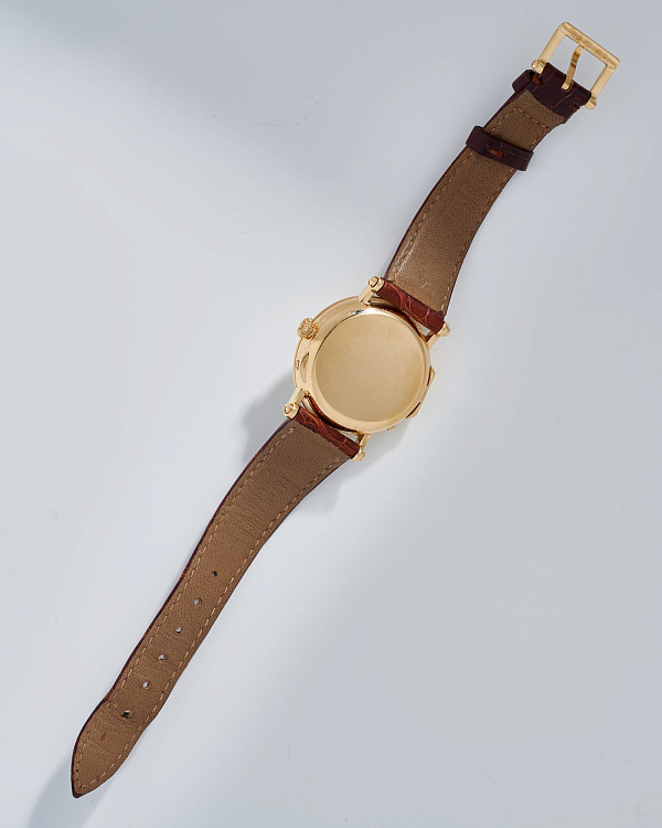 Calatrava 5054 ‘Officer-style’ Power Reserve Moonphase