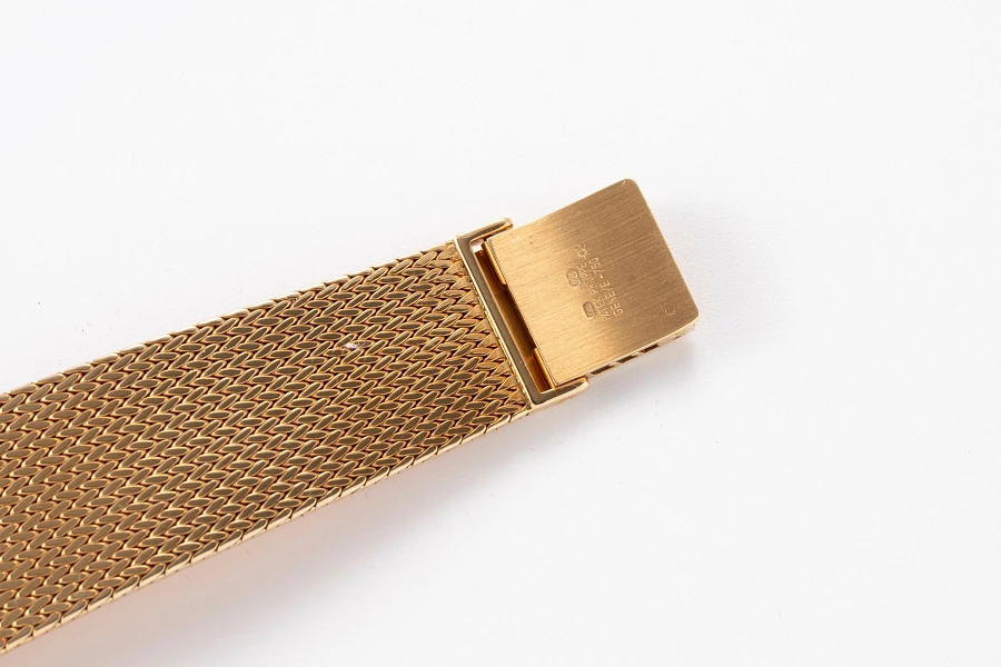 Ellipse Quartz Ref. 3879 in 18k Yellow Gold
