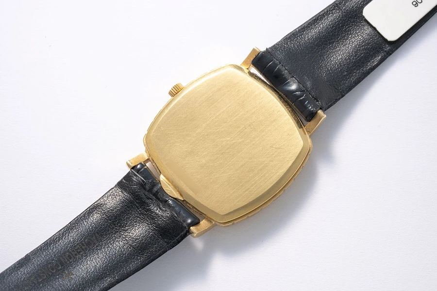 Onyx and Gold Dial Ref. 7391Q in 18k Yellow Gold