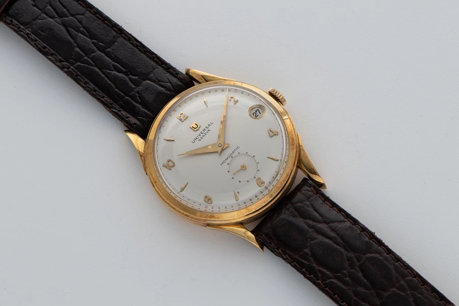 Monodatic in 18k Yellow Gold