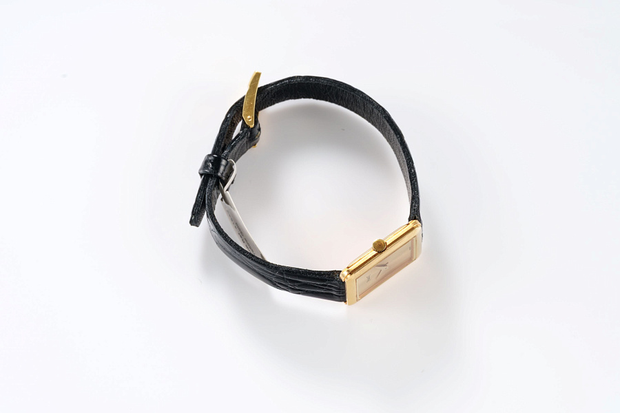 Tank Ref. 41542 in 18k Yellow Gold