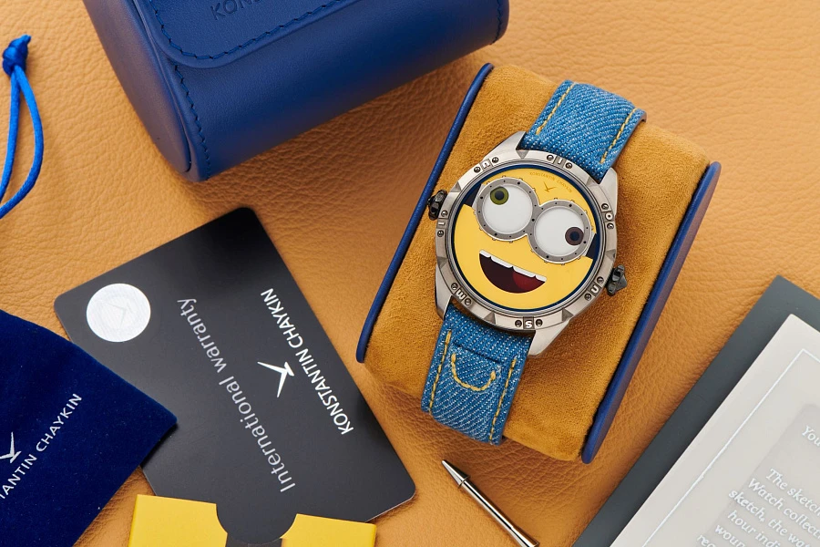 Wristmons 'Minion' in Titanium