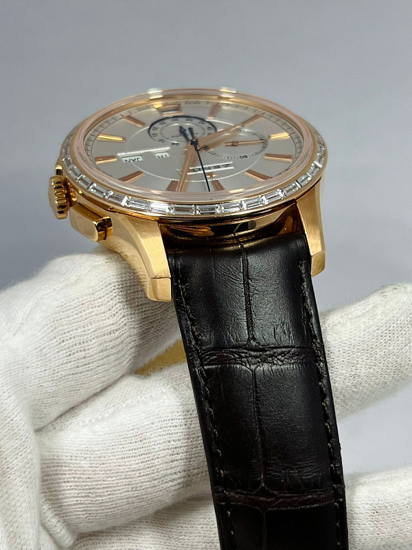 Captain Winsor Annual Calendar Rose Gold Baguette Diamond-set