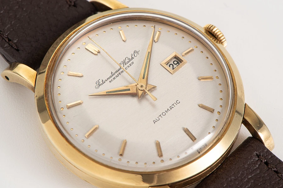 Pellaton Automatic in 18k Yellow Gold