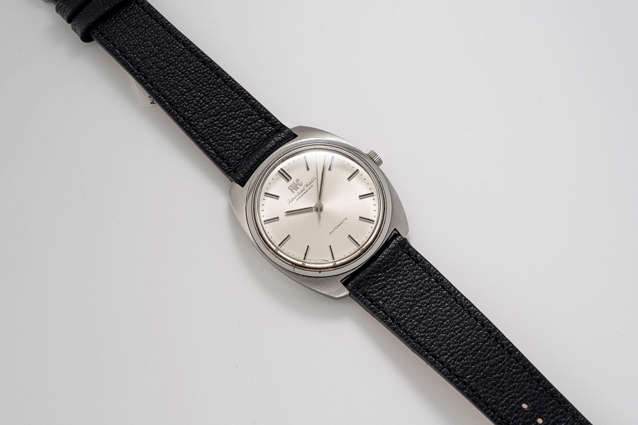 Automatic Cushion Case in Stainless Steel