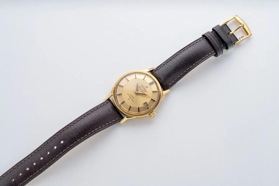 Constellation Ref. 168005-6 in 18k Yellow Gold