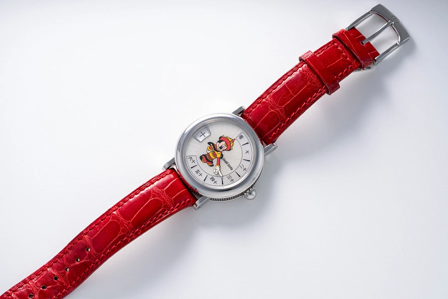 Retro Fantasy Ref. M10 Chinese Jumping Hour with Mother of Pearl Dial in Stainless Steel