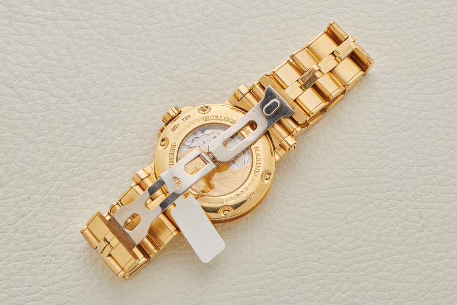 Marine 5817 in 18k Yellow Gold