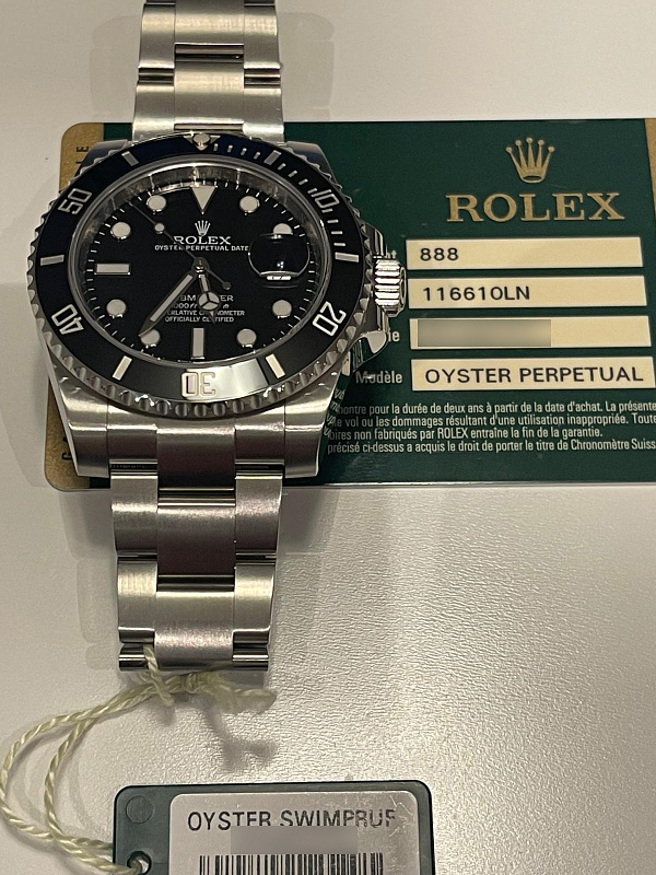 Submariner Date 116610LN