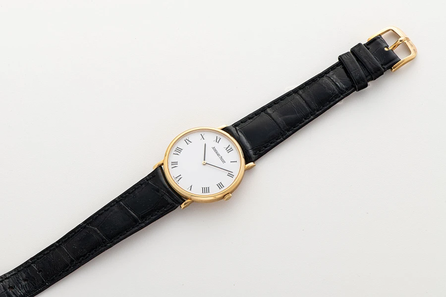 Dress Watch Ref. 14787.0.002 in 18k Yellow Gold
