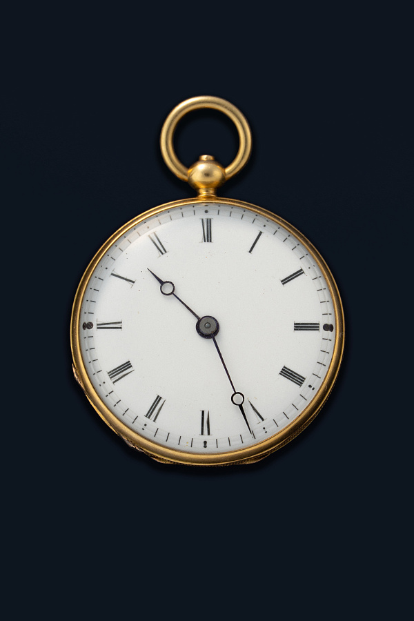 Miniature Pocket Watch in 18k Yellow Gold with Painted Enamel Caseback