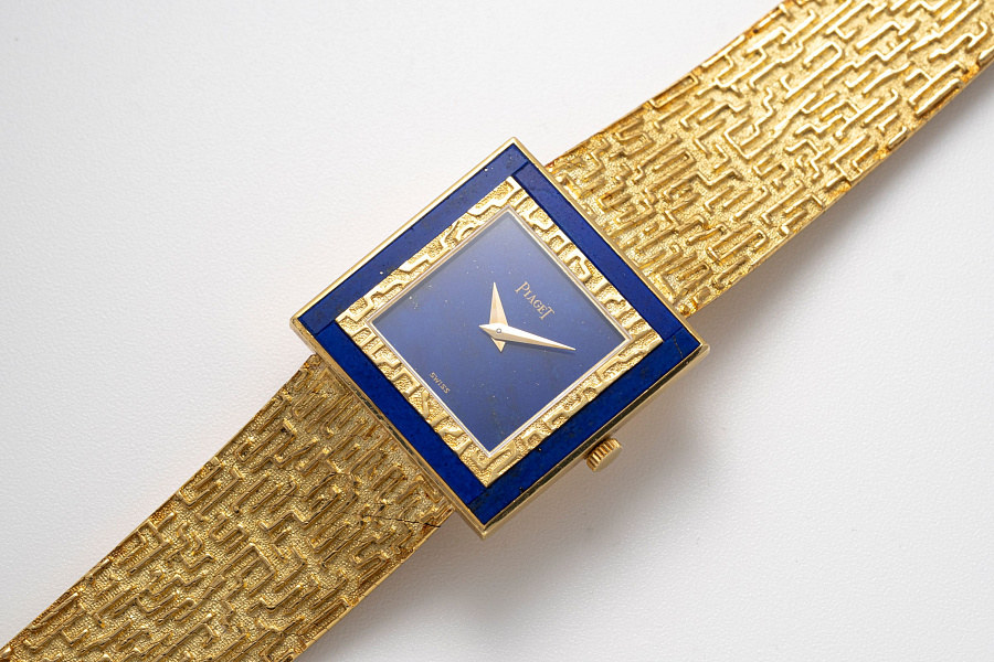 Square Watch Ref. 9200B25 With Lapis Lazuli Dial and Bezel