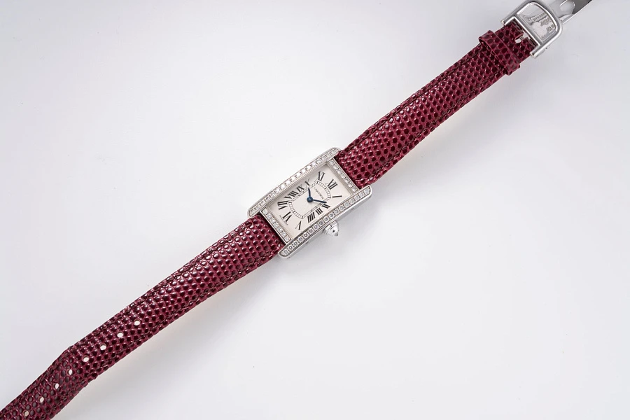 Tank Américaine Ref. 2489 in 18k White Gold with Factory Diamonds