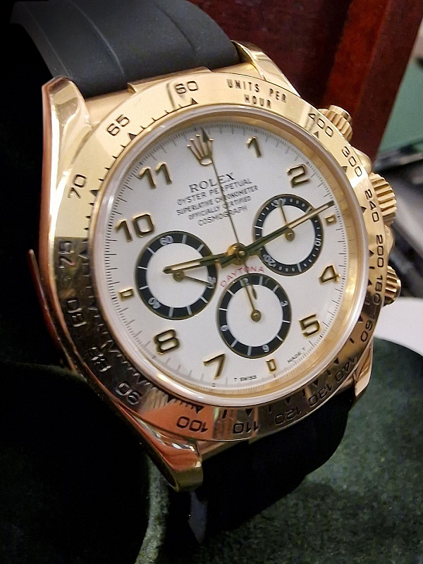 Cosmograph Daytona 16518 Yellow Gold Never Polished