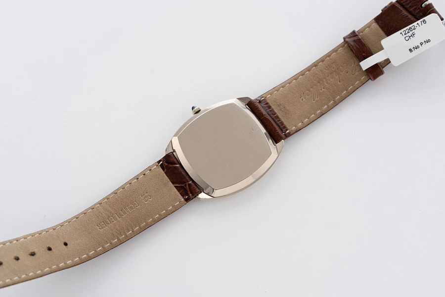 Ultra Thin Automatic Cushion Case Watch in 18k White Gold